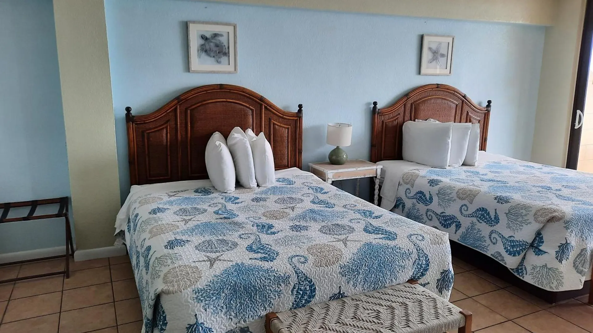Daytona Beach Hawaiian Inn Daytona Beach Shores Hotel